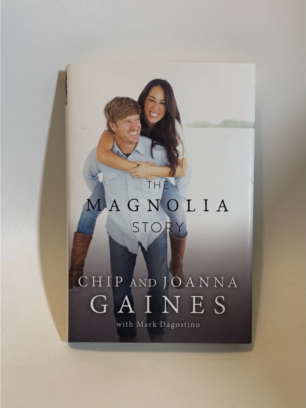 The Magnolia Story - Chip and Joanna Gaines
